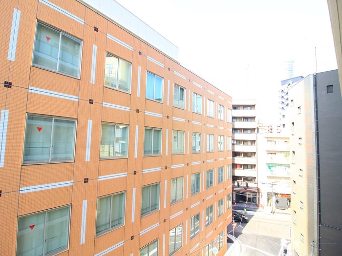 物件内観写真17　(室内からの展望)