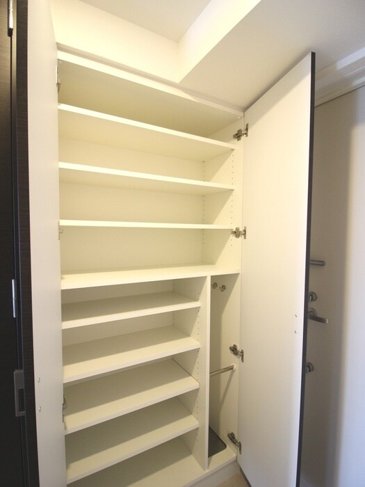 物件内観写真20　(靴箱)