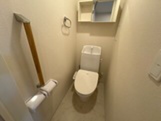 物件内観写真10　(トイレ)