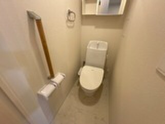 物件内観写真10　(トイレ)