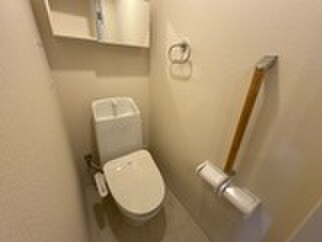 物件内観写真10　(トイレ)