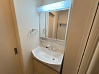 物件内観写真11　(洗面)