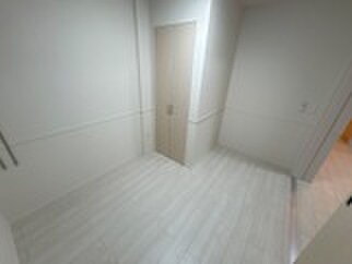 物件内観写真19　(居室)