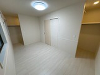 物件内観写真21　(居室)