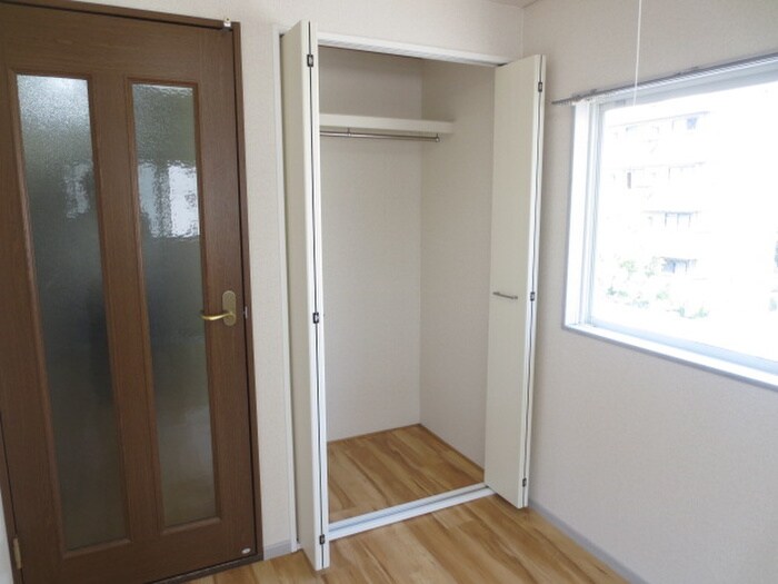 物件内観写真11　(収納)