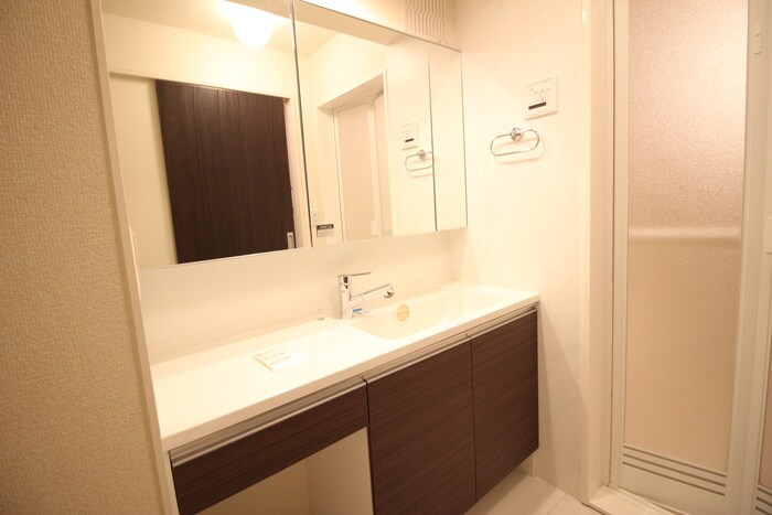 物件内観写真11　(洗面)