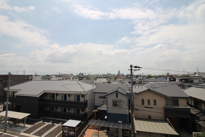 物件内観写真16　(室内からの展望)