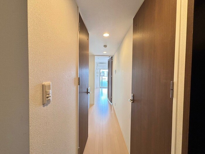 物件内観写真19　(廊下)