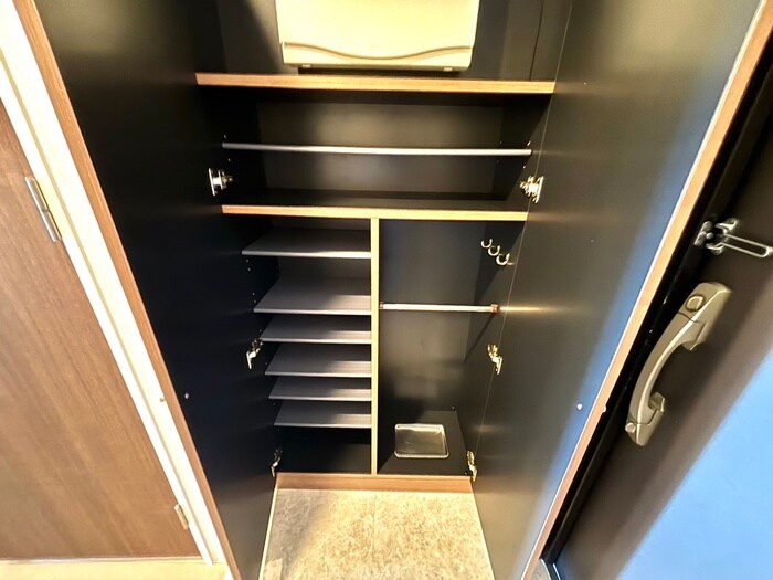 物件内観写真21　(靴箱)