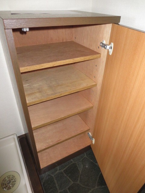 物件内観写真15　(靴箱)