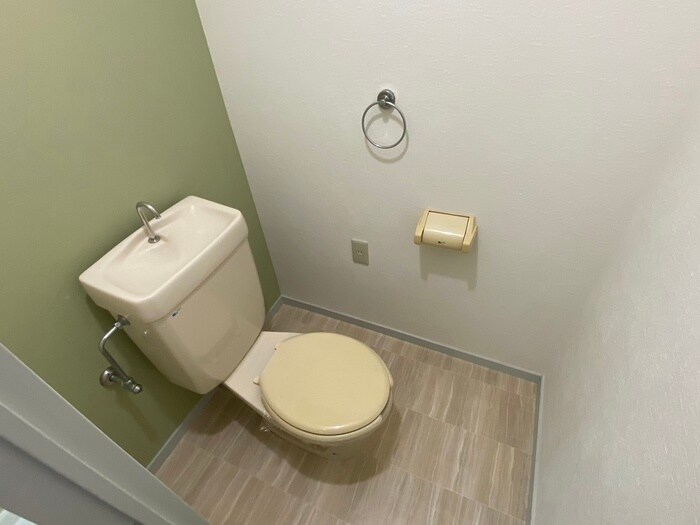 物件内観写真13　(トイレ)