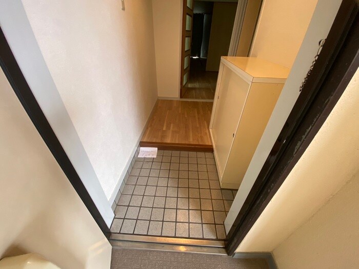 物件内観写真20　(玄関)