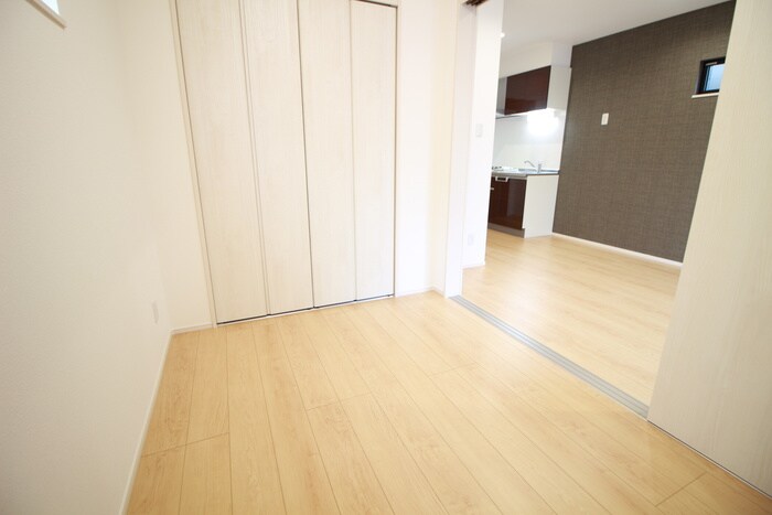 物件内観写真9　(居室)