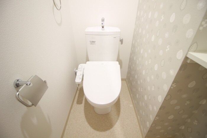 物件内観写真14　(トイレ)