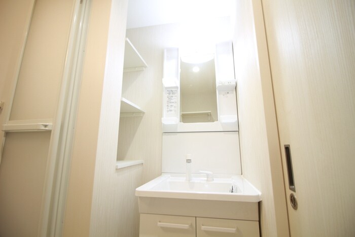 物件内観写真15　(洗面)