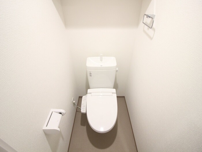 物件内観写真11　(トイレ)