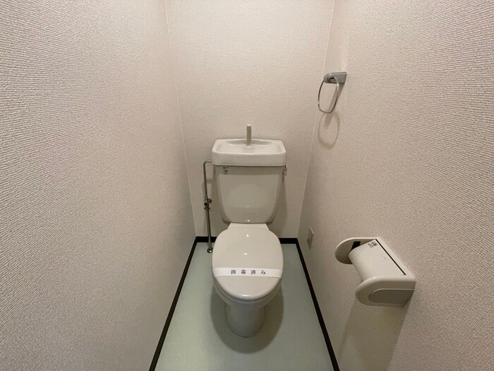 物件内観写真13　(トイレ)