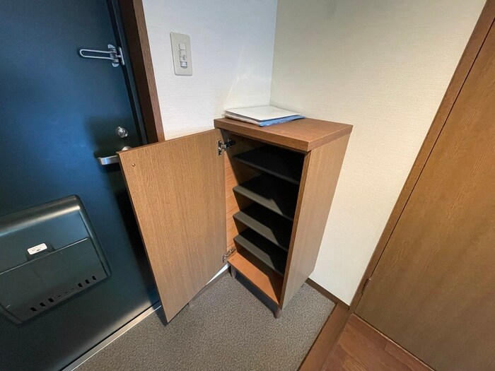 物件内観写真15　(靴箱)