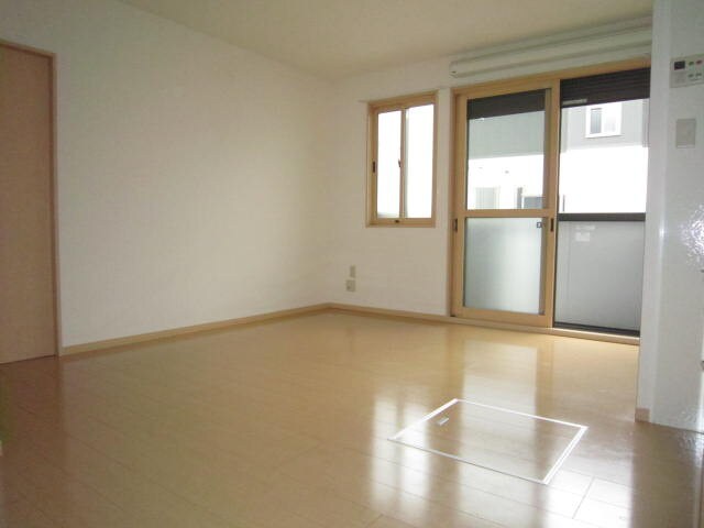 物件内観写真5　(居室)