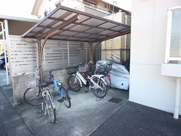 駐輪場