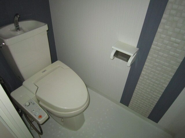 物件内観写真16　(トイレ)