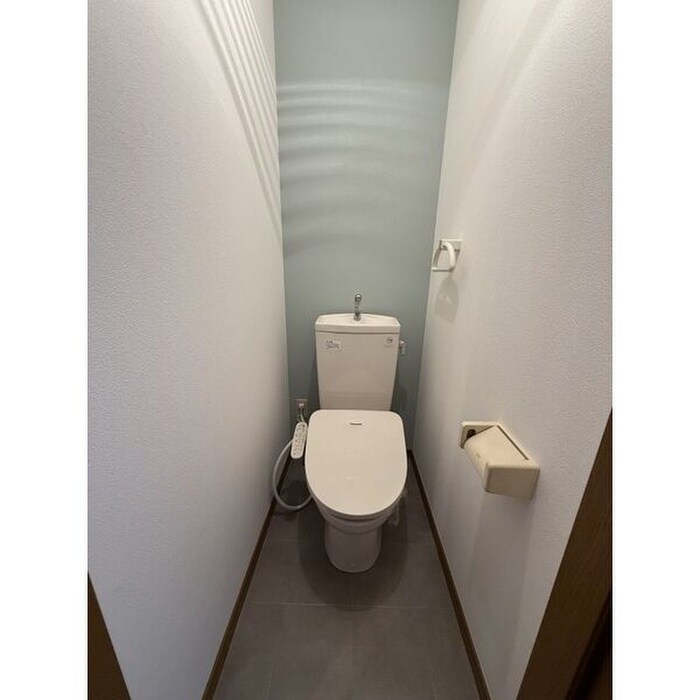 物件内観写真7　(トイレ)