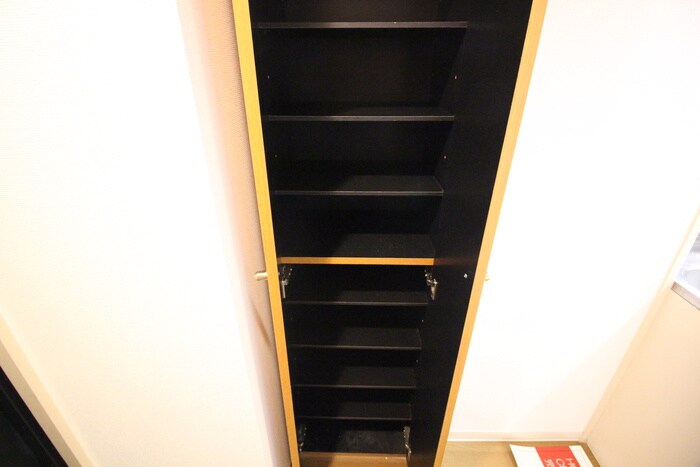 物件内観写真12　(靴箱)