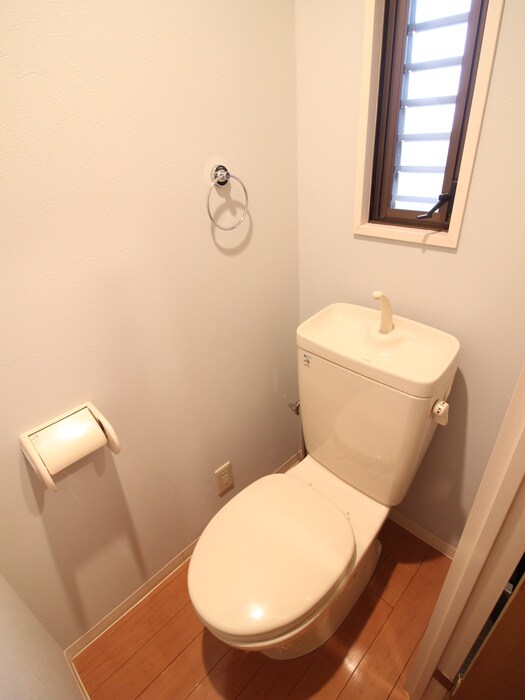 物件内観写真14　(トイレ)