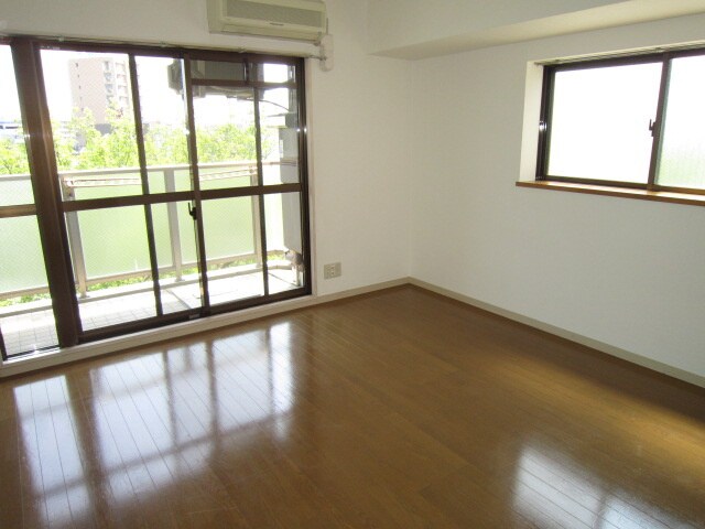 物件内観写真15　(居室)