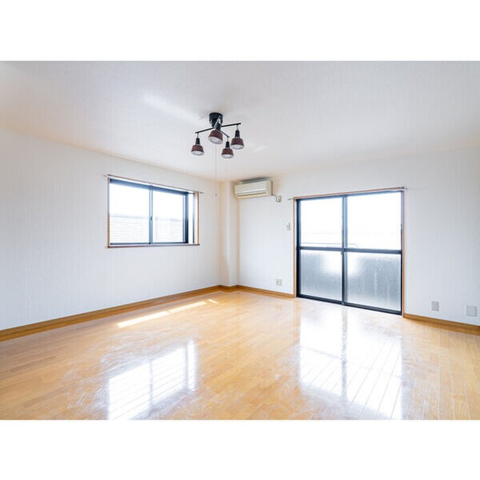 物件内観写真5　(居室)