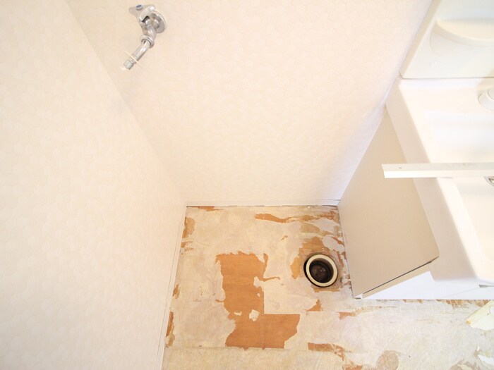 物件内観写真11　(洗濯機置場)