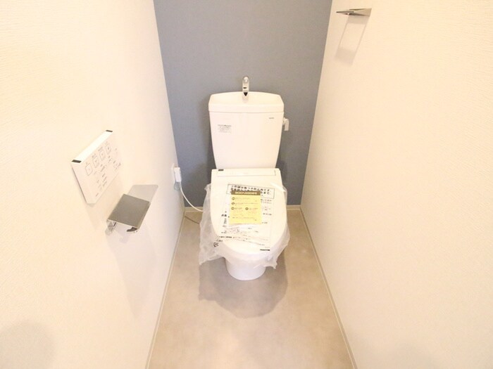 物件内観写真12　(トイレ)