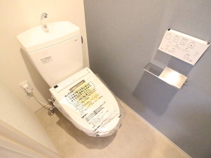 物件内観写真12　(トイレ)