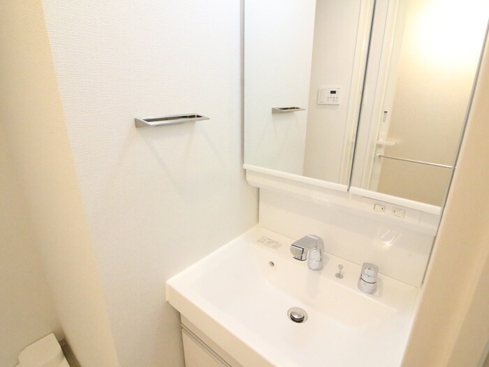 物件内観写真13　(洗面)