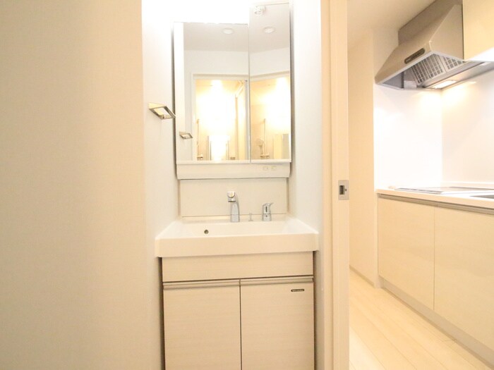 物件内観写真13　(洗面)