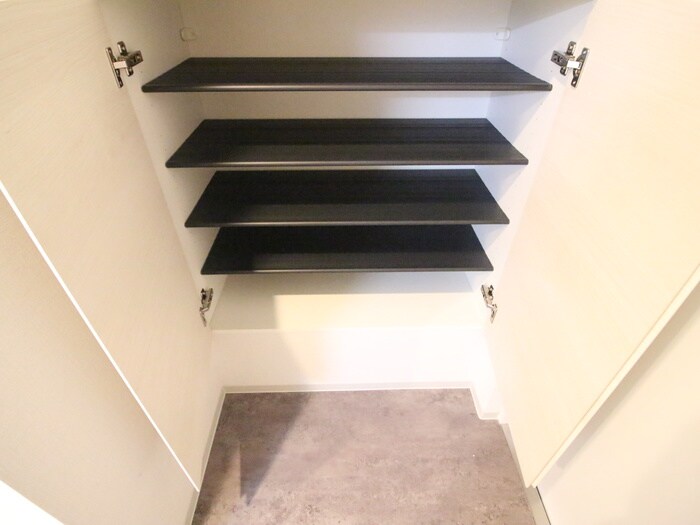 物件内観写真16　(靴箱)