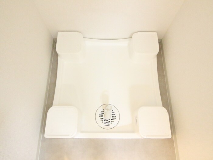 物件内観写真20　(洗濯機置場)