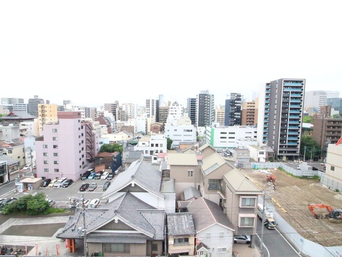 物件内観写真22　(室内からの展望)