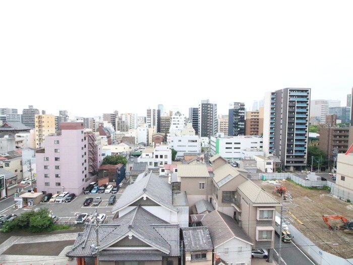 物件内観写真22　(室内からの展望)