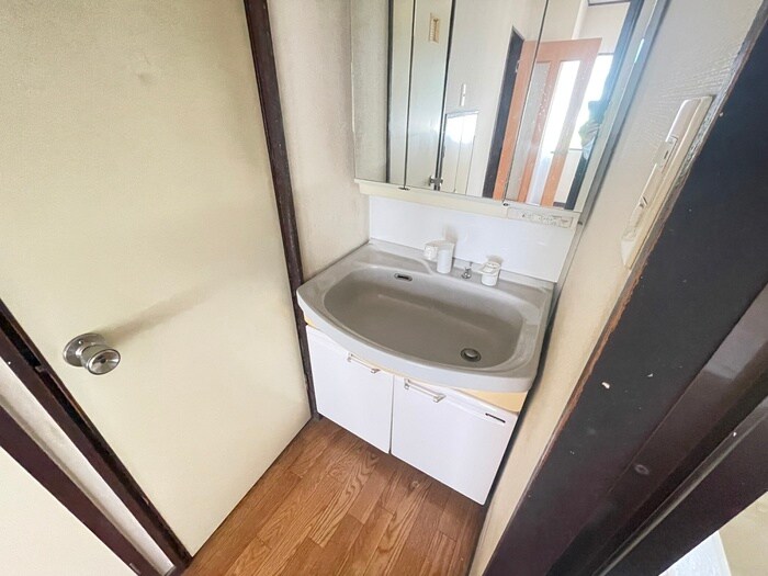 物件内観写真10　(洗面)