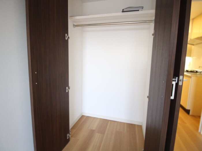 物件内観写真9　(収納)