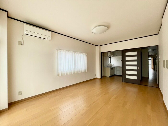 物件内観写真6　(居室)