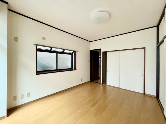 物件内観写真10　(居室)