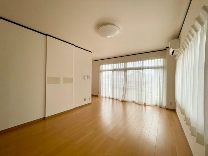 物件内観写真11　(居室)