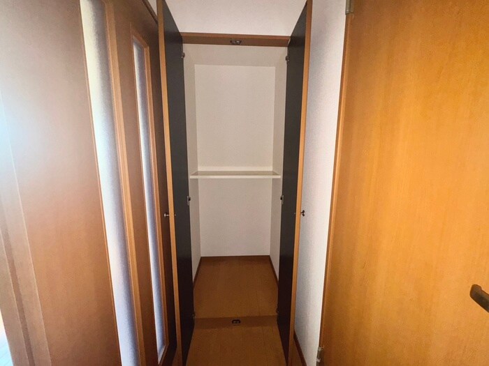 物件内観写真17　(収納)