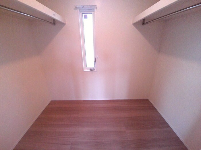 物件内観写真8　(収納)