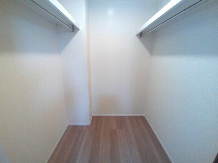 物件内観写真9　(収納)