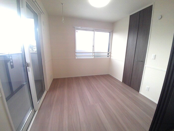 物件内観写真12　(居室)