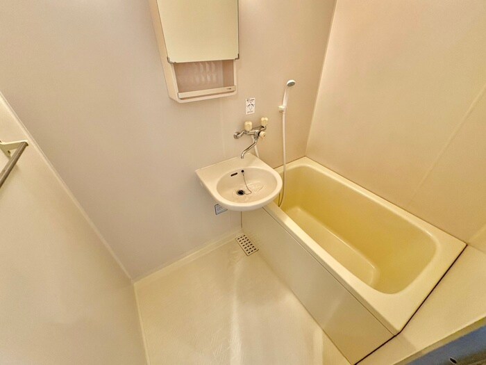 物件内観写真11　(バス／シャワールーム等)