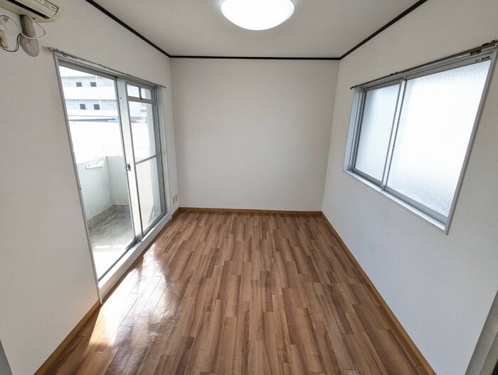 物件内観写真7　(居室)